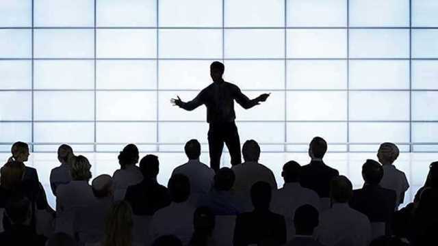 Deconstruction of Al-Faydh Al-Kasyani’s Tafsir of the Regional Verse and the Response of Sunni Ulama