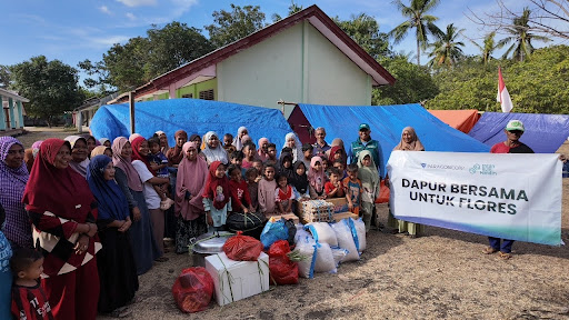 Dapur Umum Pengungsi Gempa NTT di Sikka dan Nagekeo